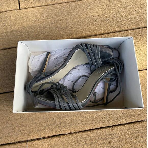 Suede Strappy Heels Kathryn Amberleigh - Picture 2 of 11